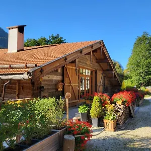 Nickis Bergcamp Apartment